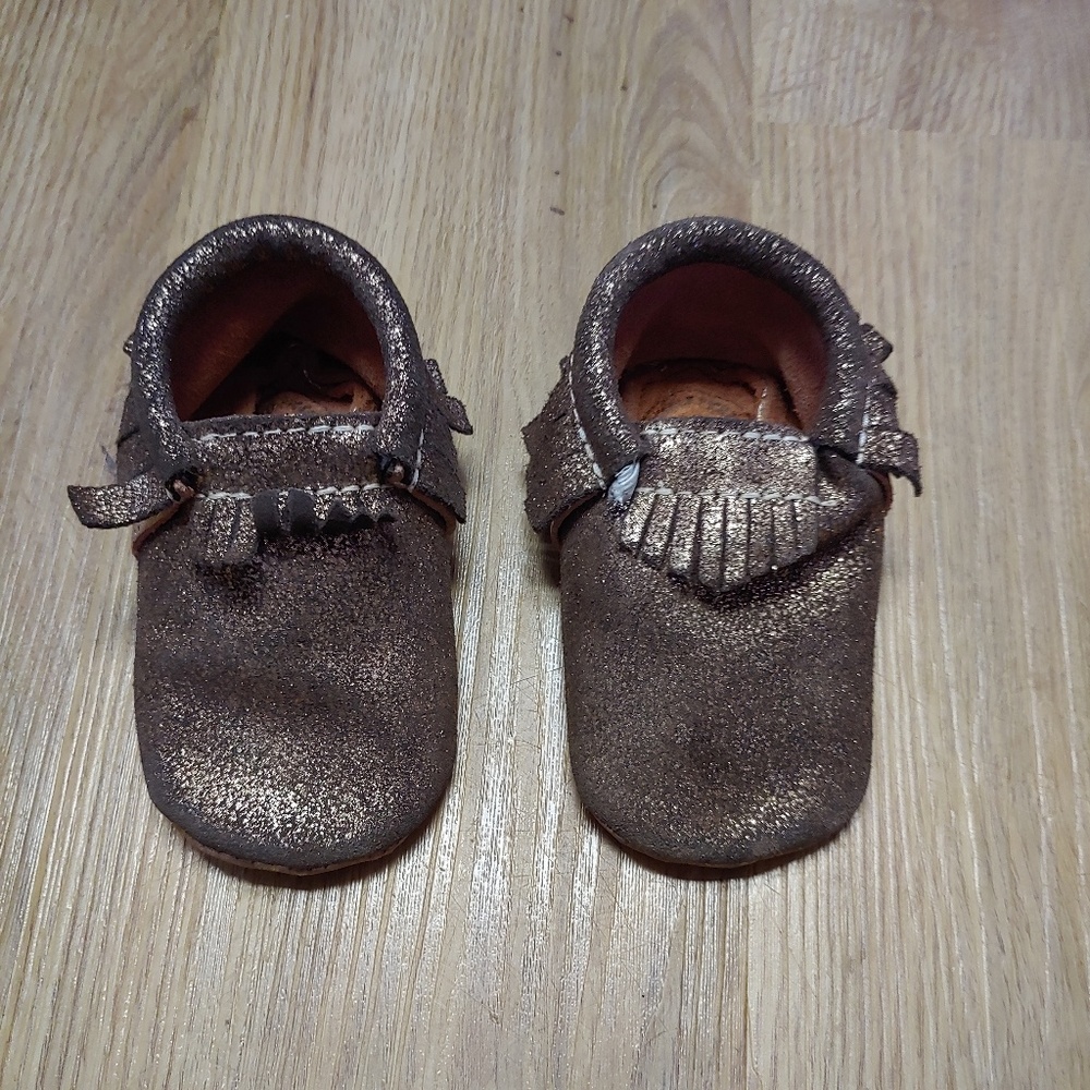 Freshly Picked Maccasins size 4